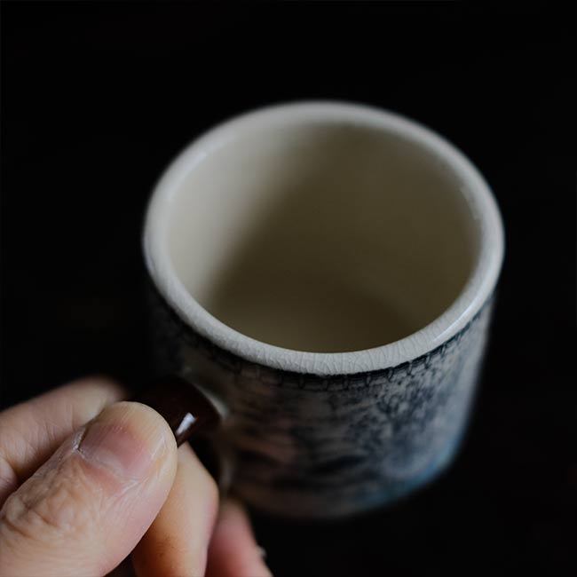 硬質陶器のカップ&ソーサー